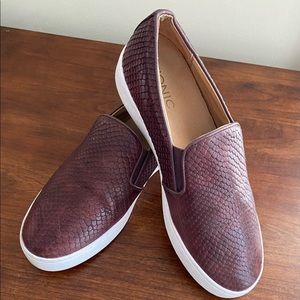 Vionic Splendid Midi Snake Comfort Shoe